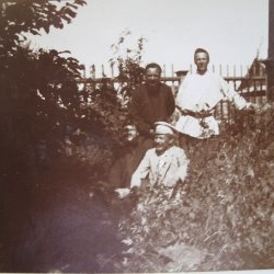 Владимир Иванович Дунаев с сыновьями Сергеем, Александром и Иваном